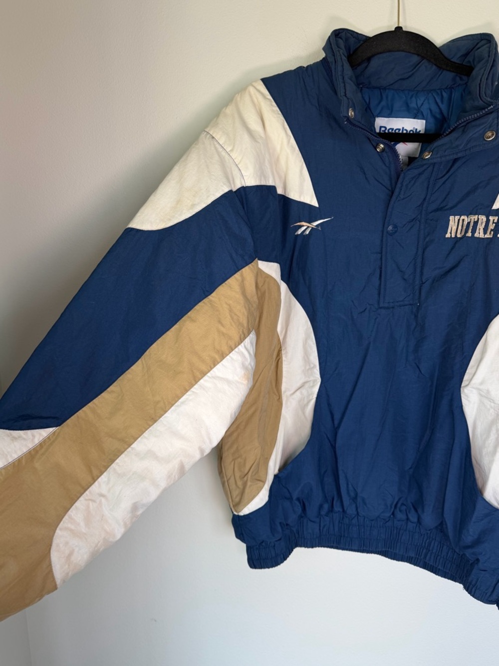 Vintage Reebok Notre Dame Irish Color Block Windbreaker Puffer Jacket - Picture 3 of 9